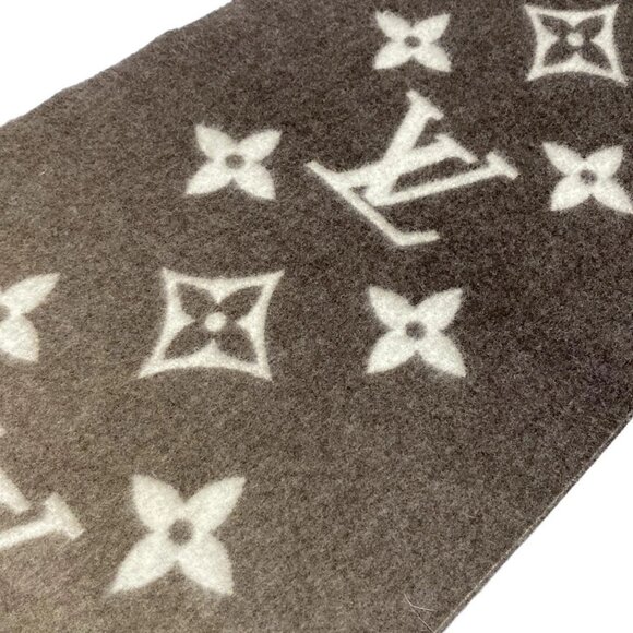 Auth LOUIS VUITTON Echarpe Play Cabic Gradient M73675 Beige Others AB3232 Scarf - Picture 8 of 8